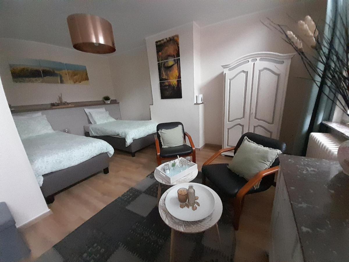 L'Hote Des Geants Ат Экстерьер фото