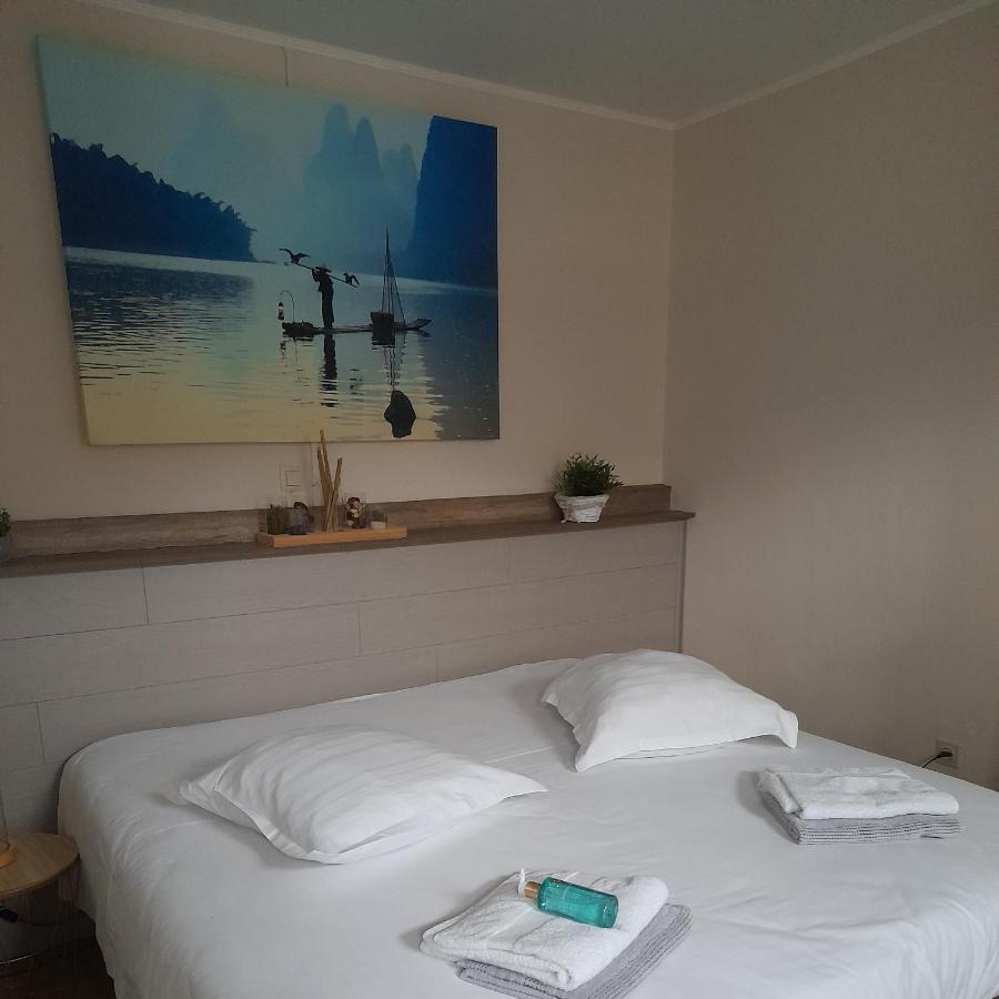 L'Hote Des Geants Ат Экстерьер фото